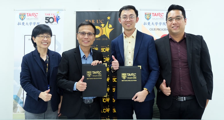 Prof Ir Dr Lee (second from left) and Dr Lim (second from right) during the signing of the MoUs. Accompanying them are Assoc Prof Say (leftmost) and Mr Michael Tiong (rightmost).