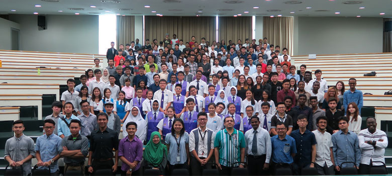 Curtin Sarawak foundation students showcase projects at physics exhibition