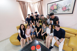 The production crew and cast of ‘返 Return’.